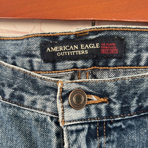 Y2K 🦅 American Eagle 🦅 Outfitters straight legged denim jeans size 12 - Picture 3 of 10
